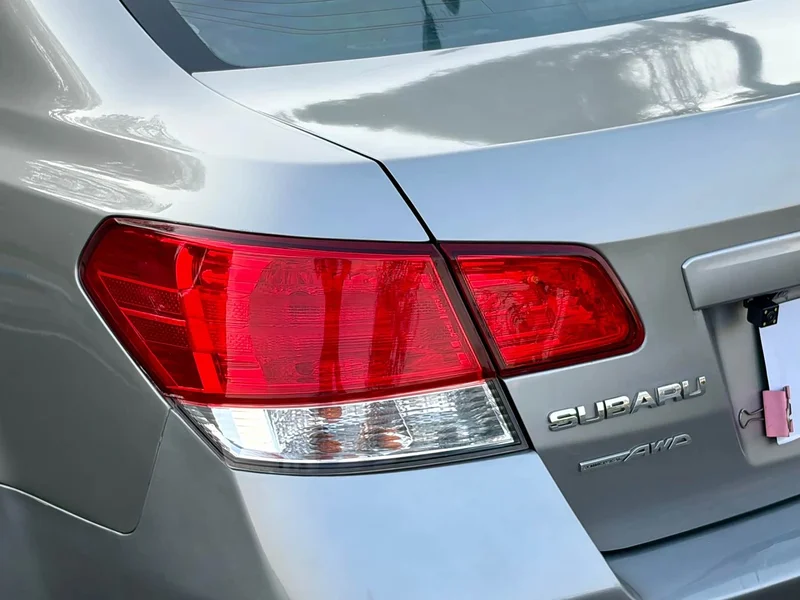 Subaru Legacy — фото 21