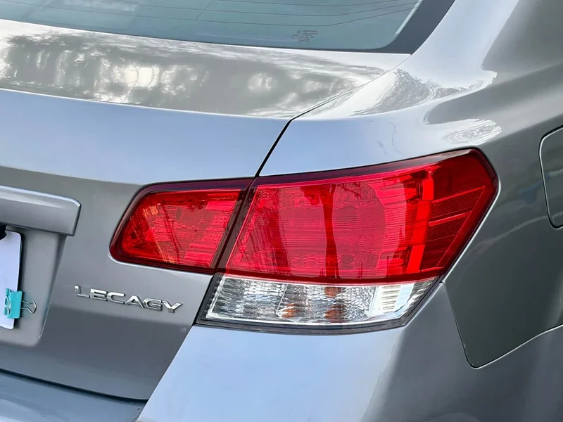 Subaru Legacy — фото 22