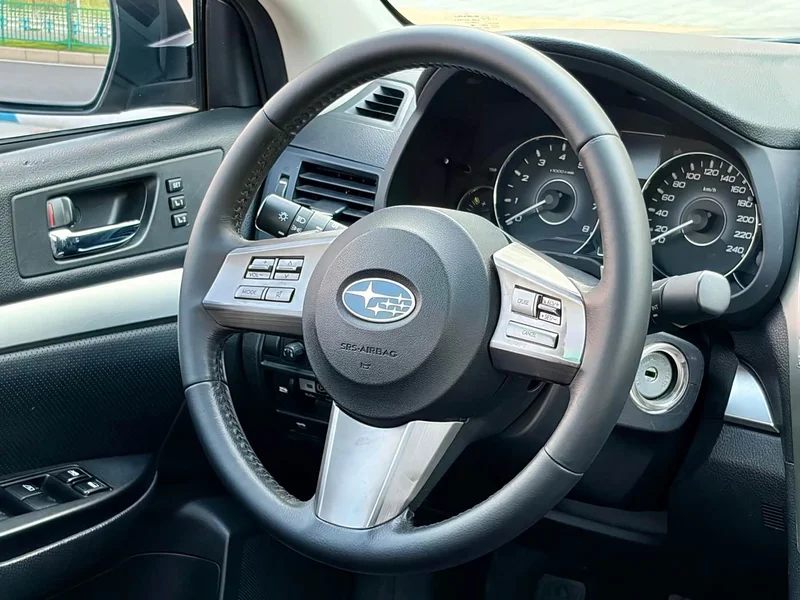 Subaru Legacy — фото 33