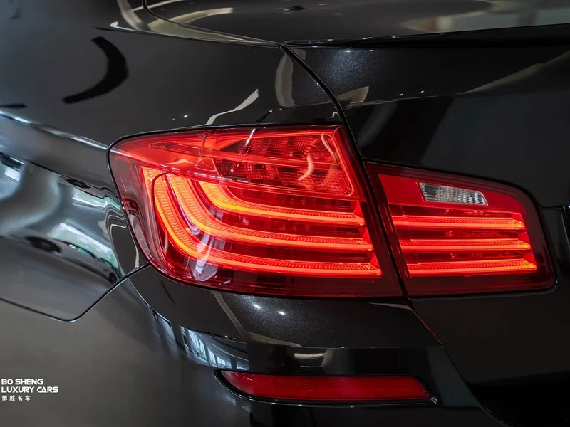 BMW M5 — фото 15