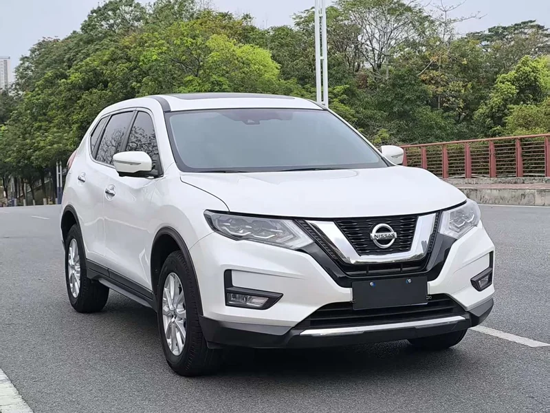 Nissan X-Trail — фото 4