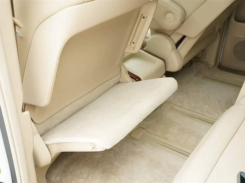 Toyota Alphard — фото 19