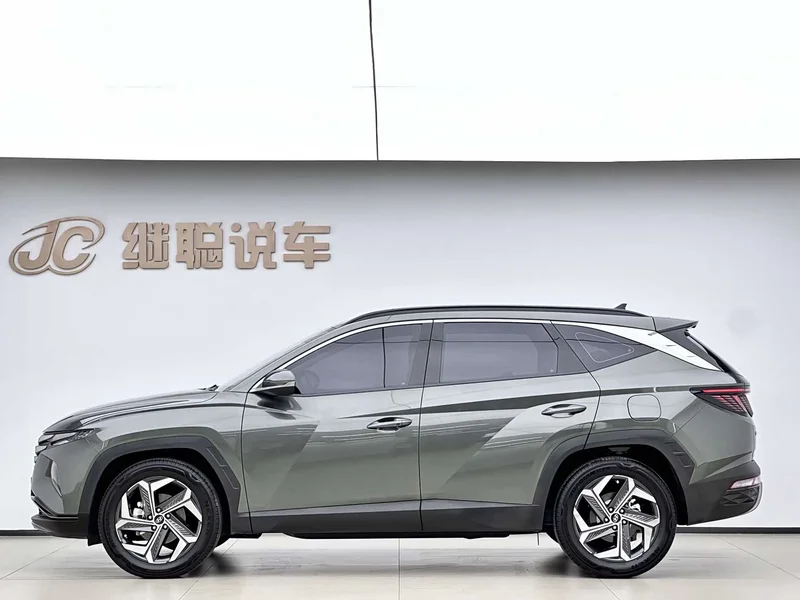 Hyundai Tucson — фото 8
