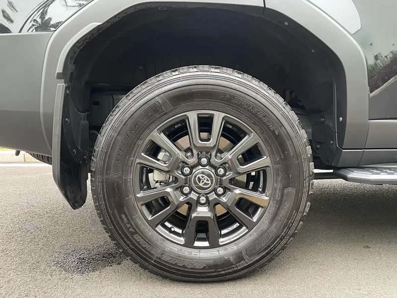 Toyota Prado — фото 19