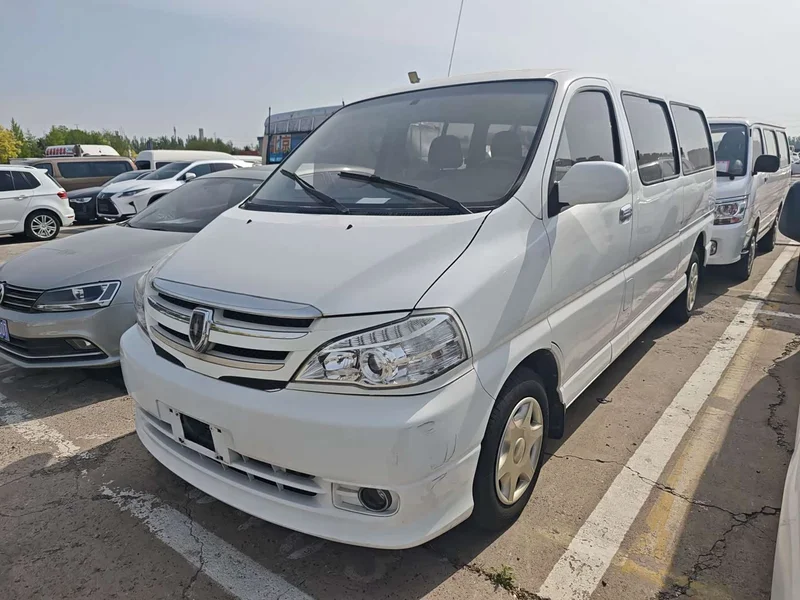 Mitsubishi Grunder