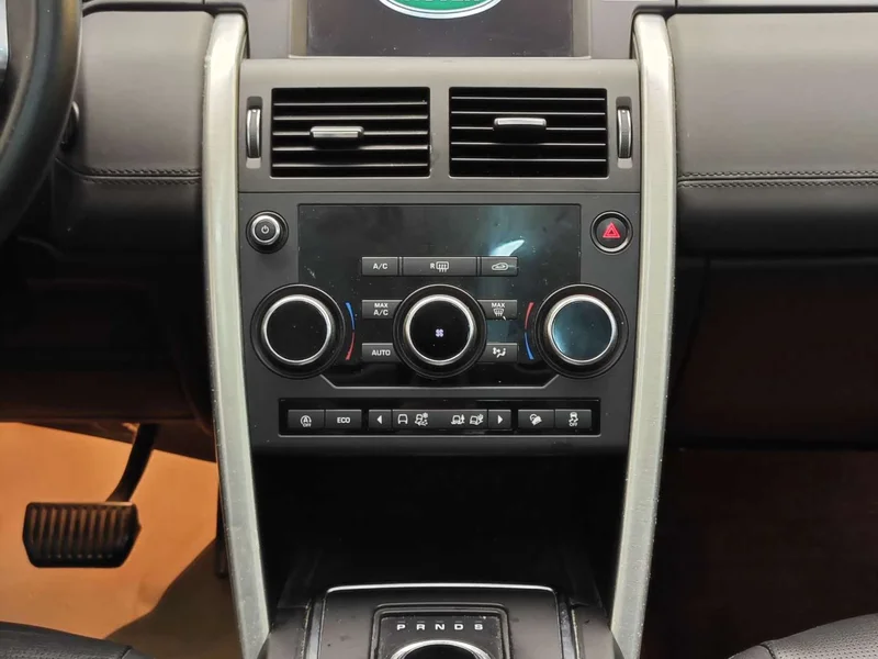 Land Rover Discovery — фото 18