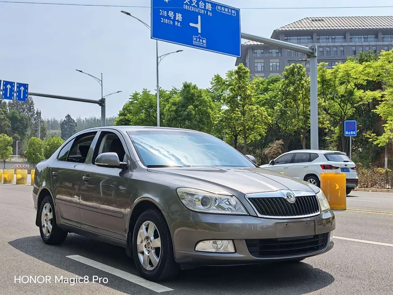 Volkswagen Octavia — фото 3