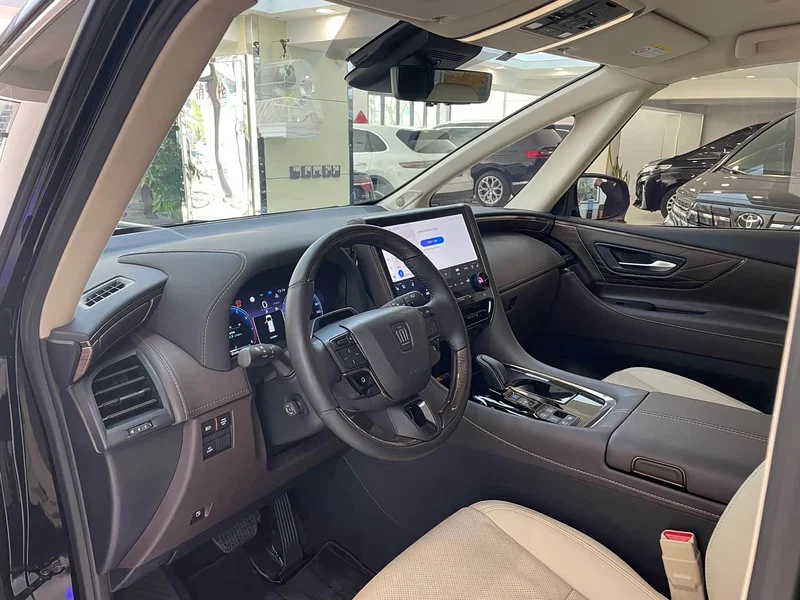 Toyota Vellfire — фото 7