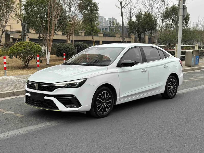 Roewe i5