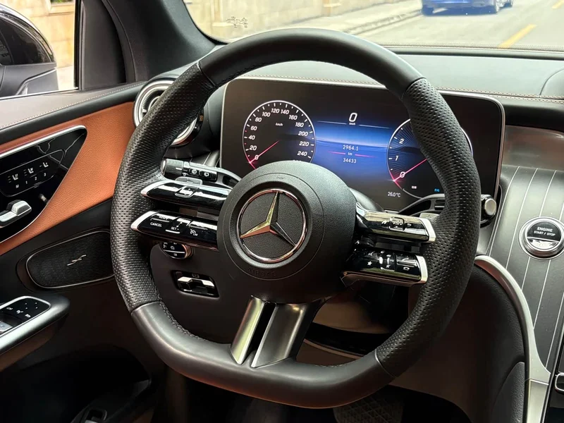 Mercedes-Benz GLC — фото 10