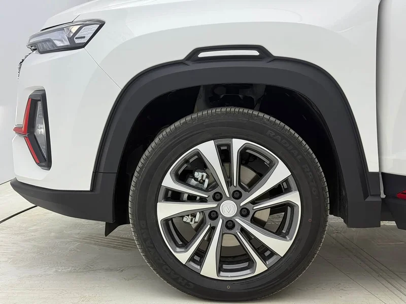 Changan CS35PLUS — фото 19
