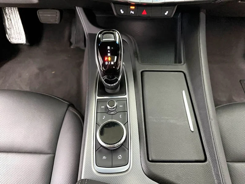 Cadillac CT5 — фото 14