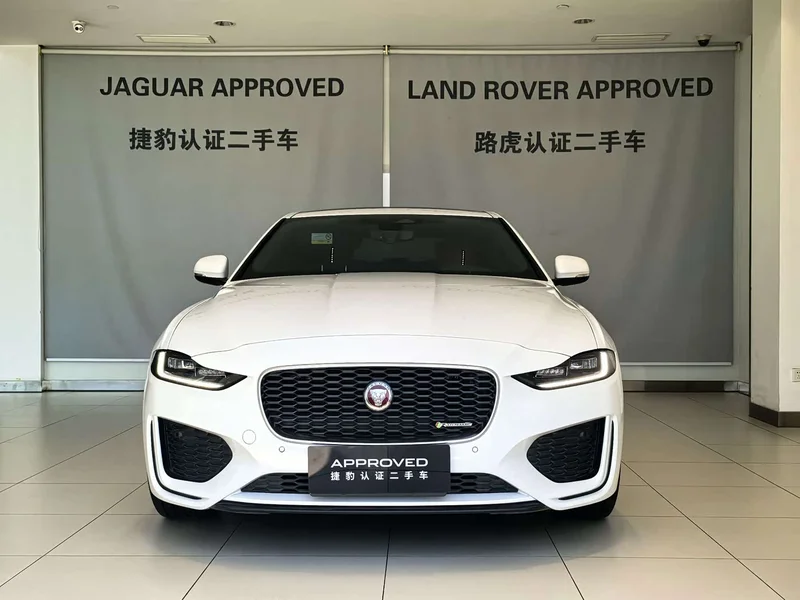 Jaguar XEL — фото 3