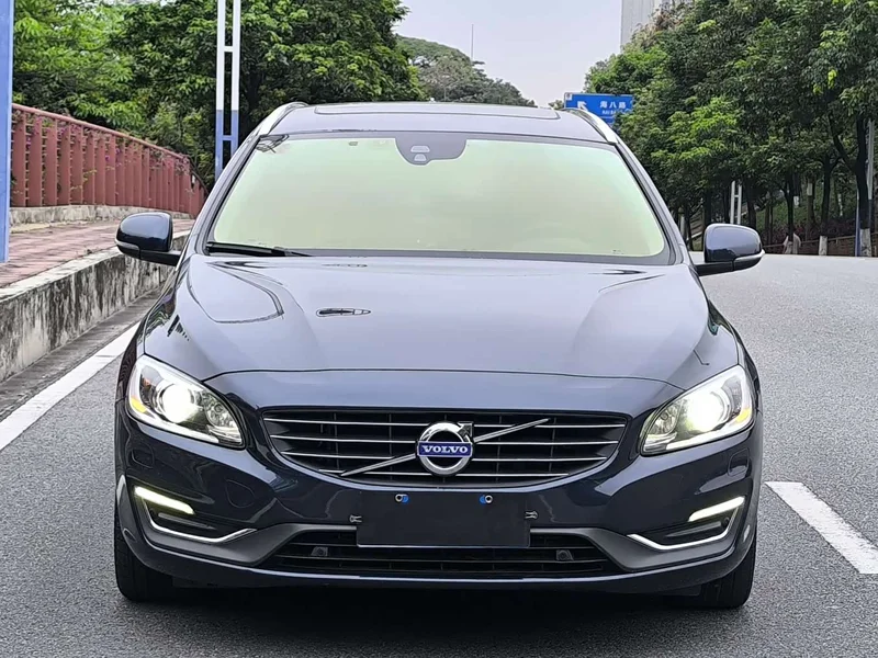 Volvo V60 — фото 3