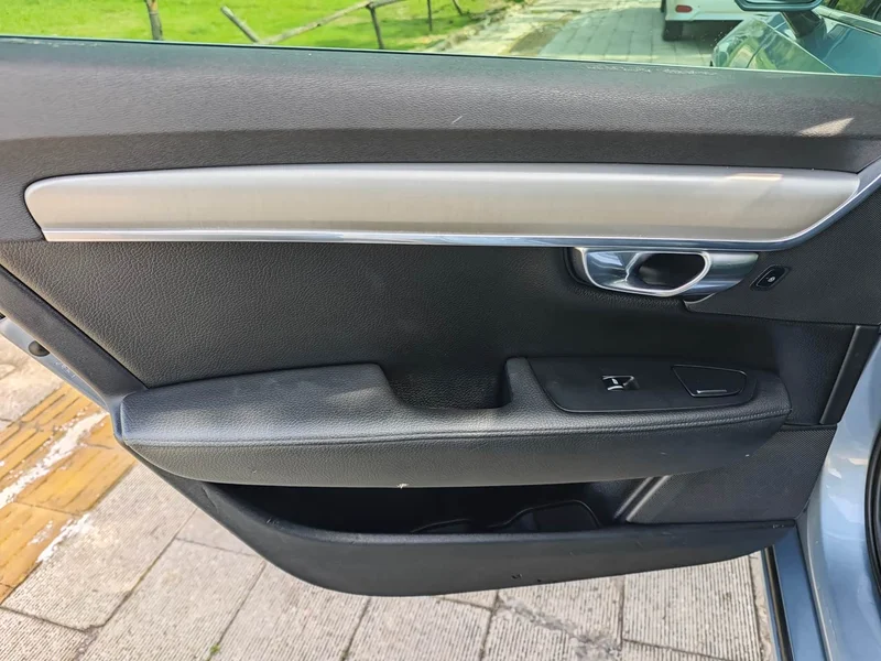 Volvo S90 — фото 12