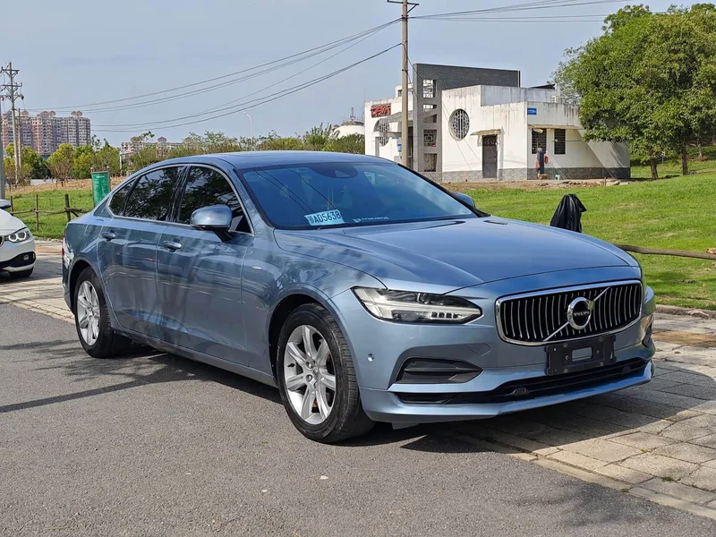 Volvo S90 — фото 3