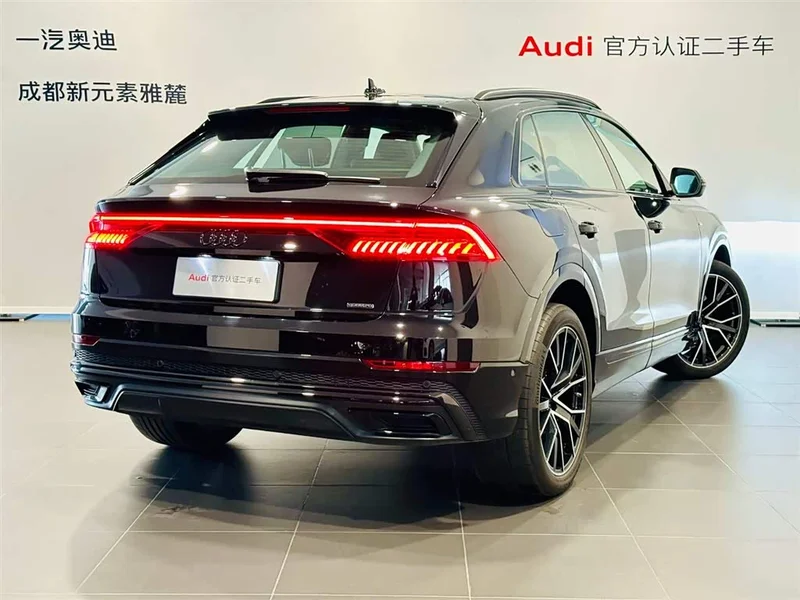 Audi Q8 — фото 4