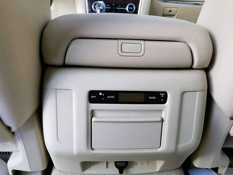 Nissan Patrol — фото 12