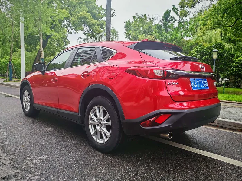 Mazda CX-4 — фото 4