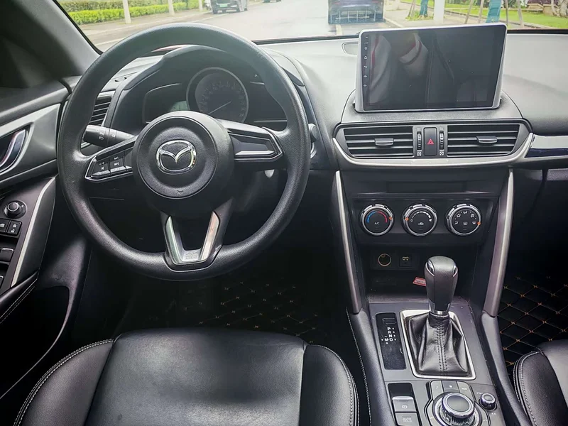 Mazda CX-4 — фото 10