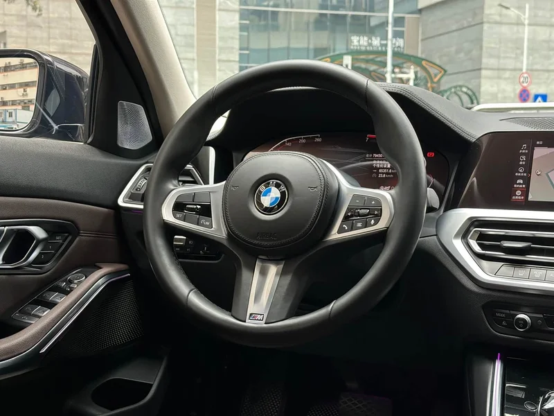 BMW 3-Series — фото 11
