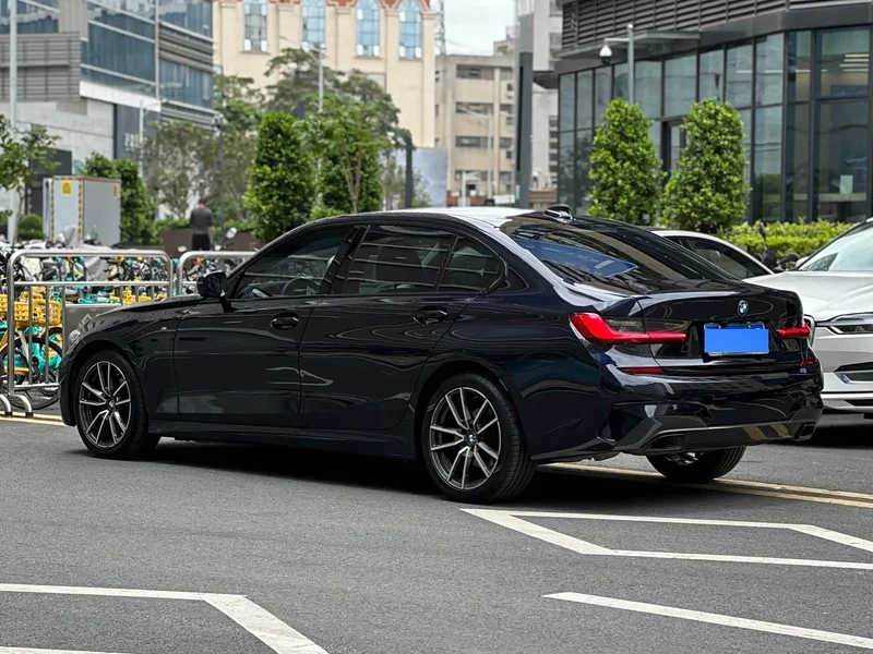 BMW 3-Series — фото 18