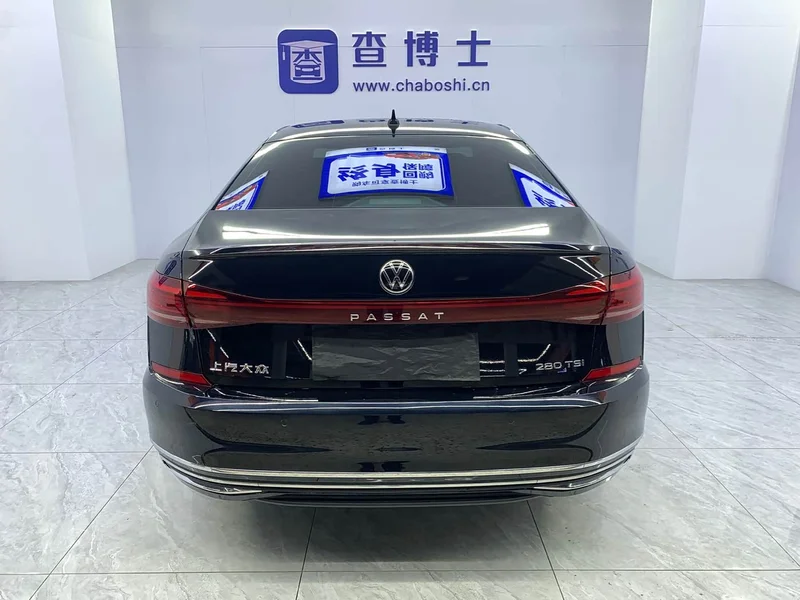 Volkswagen Passat — фото 21