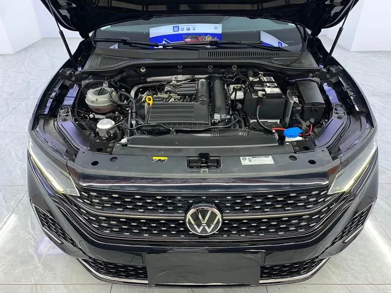 Volkswagen Passat — фото 25