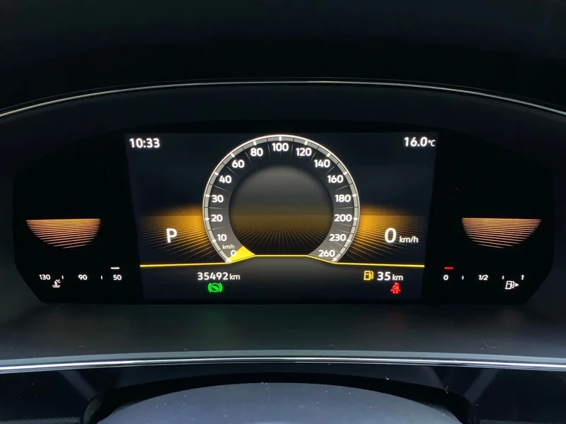 Volkswagen Passat — фото 8