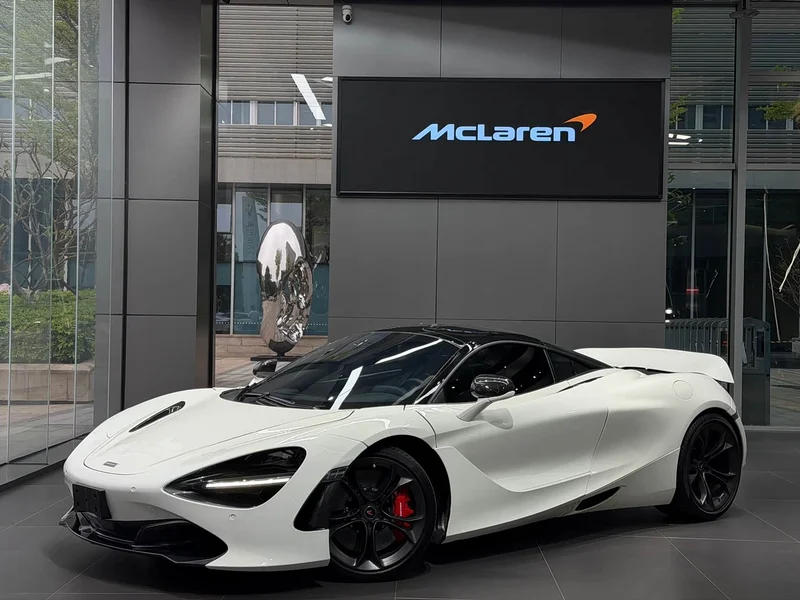 McLaren 720S — фото 1