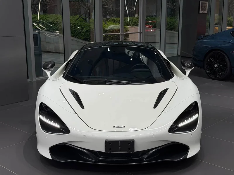 McLaren 720S — фото 2
