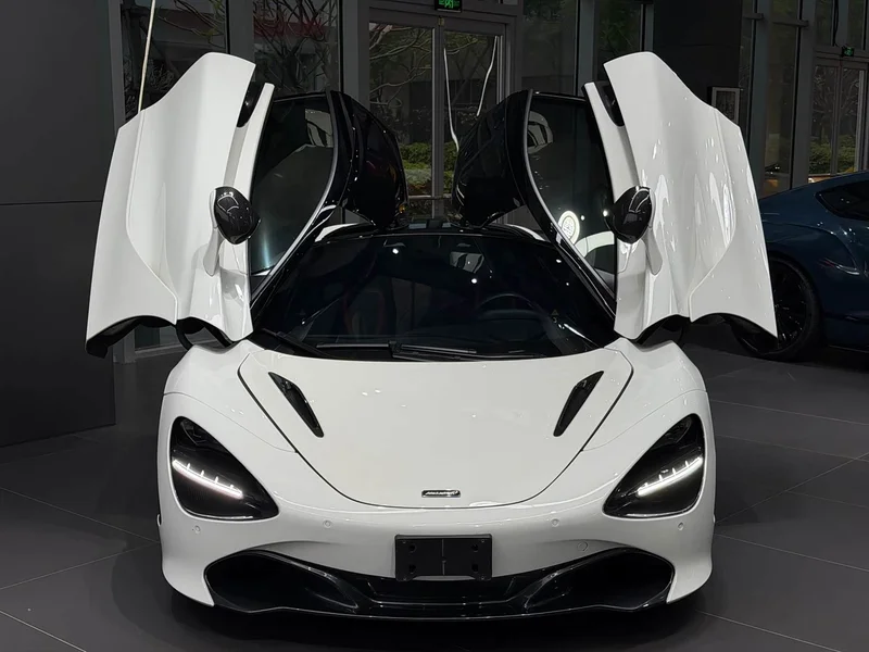 McLaren 720S — фото 3