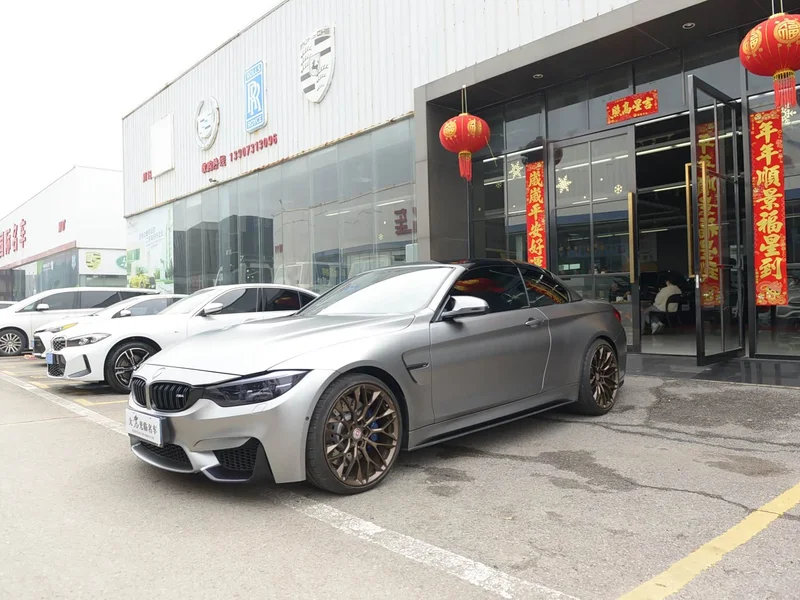 BMW M4 — фото 1