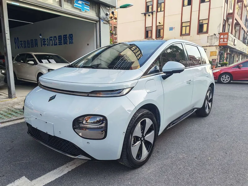 Baojun Yunduo — фото 1