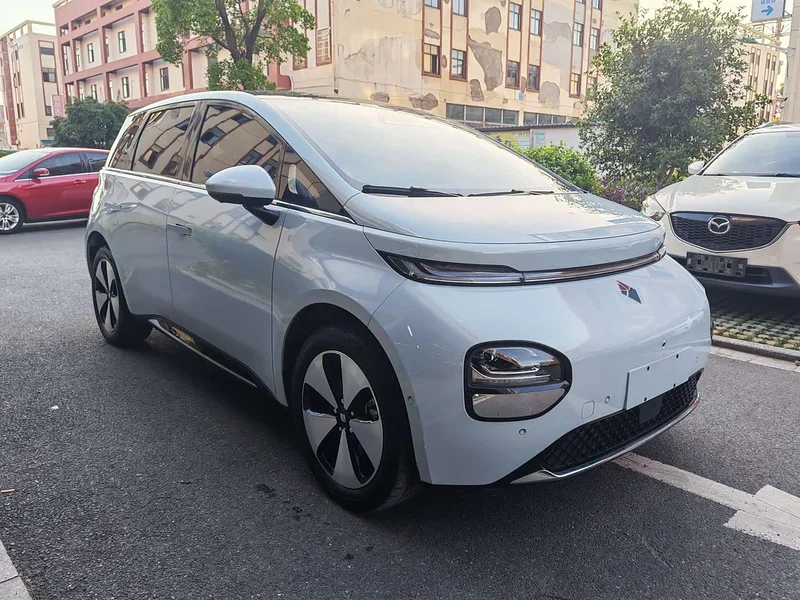 Baojun Yunduo — фото 2