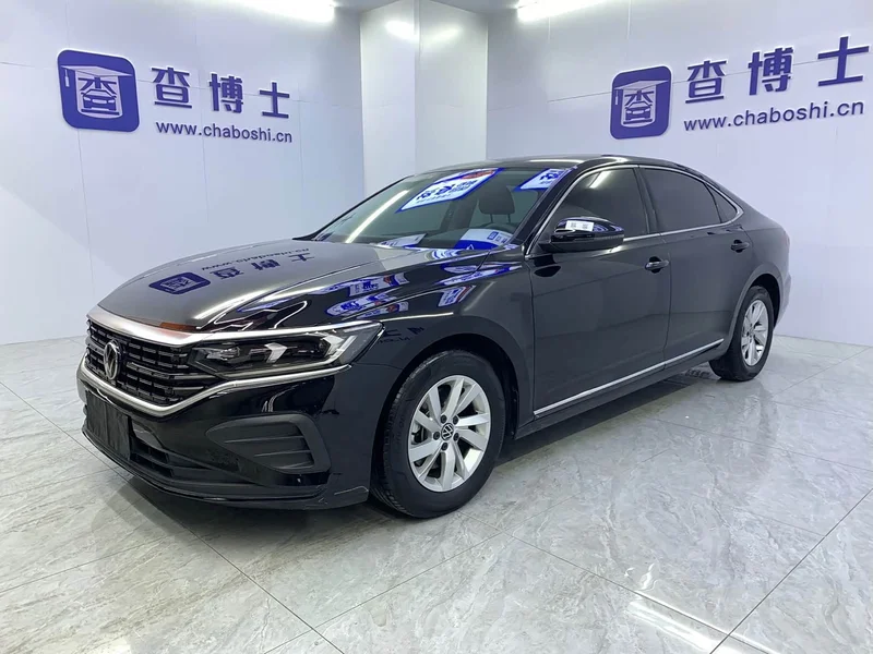 Volkswagen Passat — фото 1