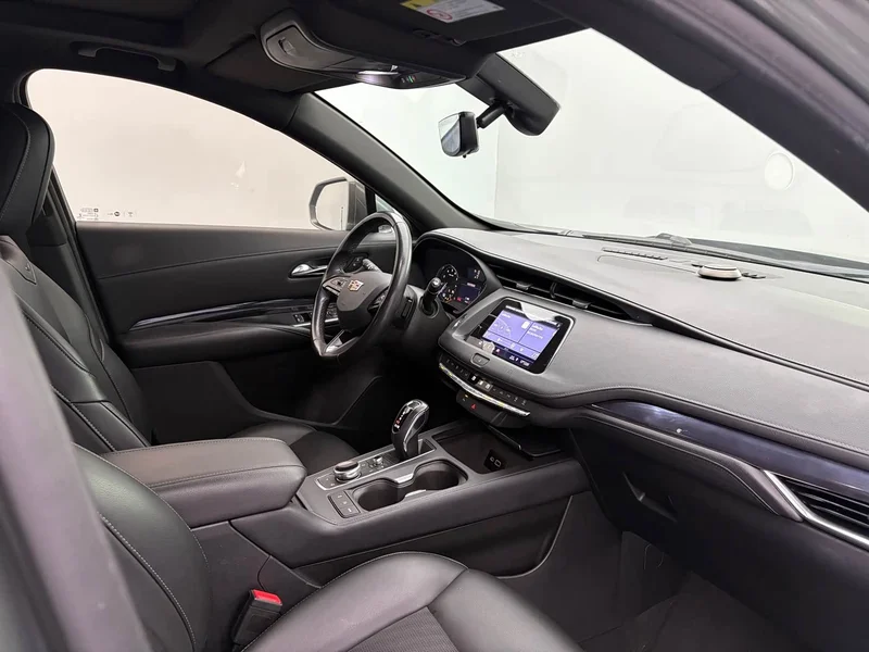 Cadillac XT4 — фото 14