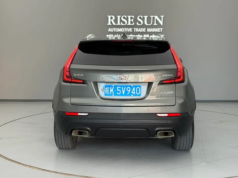 Cadillac XT4 — фото 4