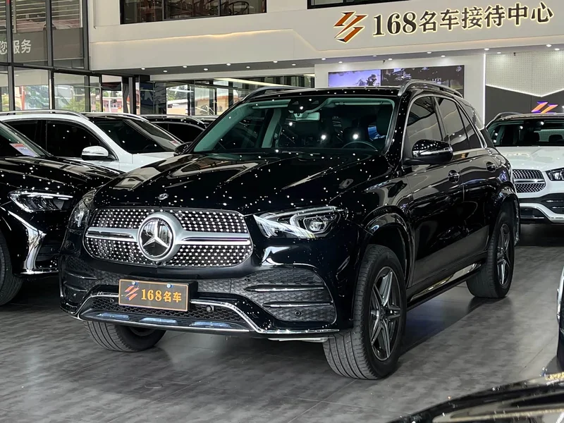 Mercedes-Benz GLE — фото 1