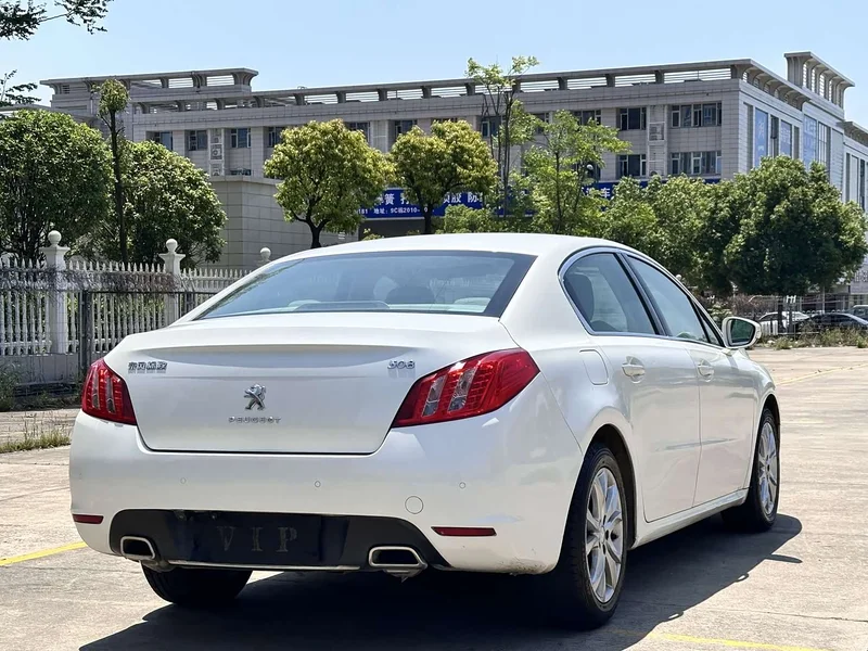 Peugeot 508 — фото 9