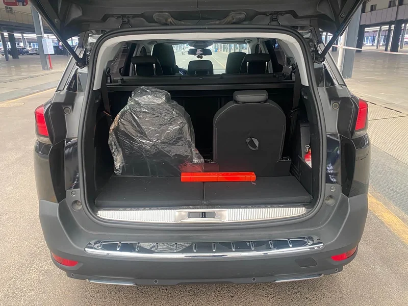 Peugeot 5008 — фото 10