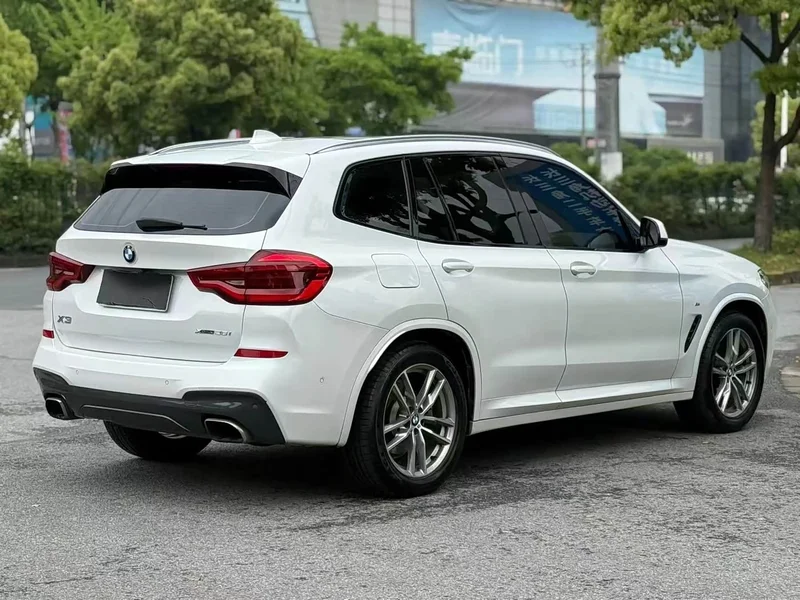 BMW X3 — фото 9