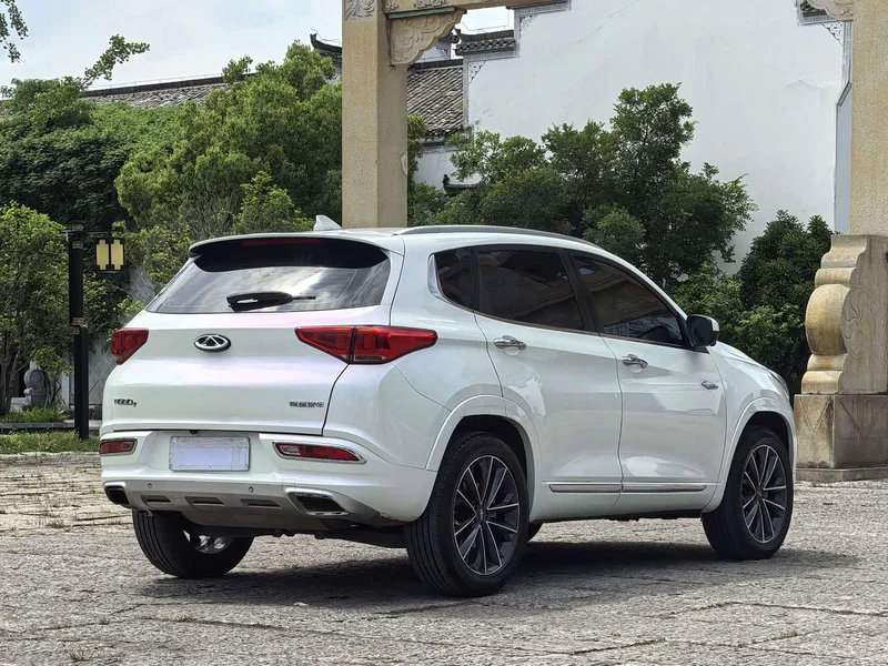 Chery Tiggo 7 — фото 6