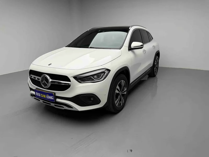 Mercedes-Benz GLA — фото 1