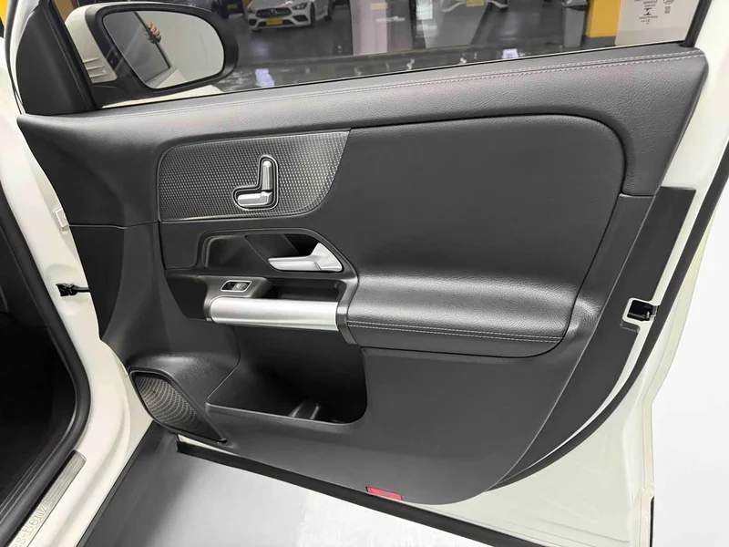 Mercedes-Benz GLA — фото 16