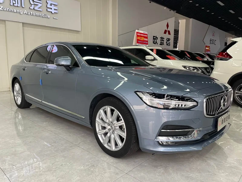 Volvo S90 — фото 10