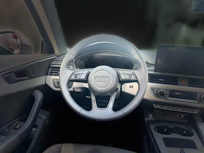 Audi A4 — фото 11