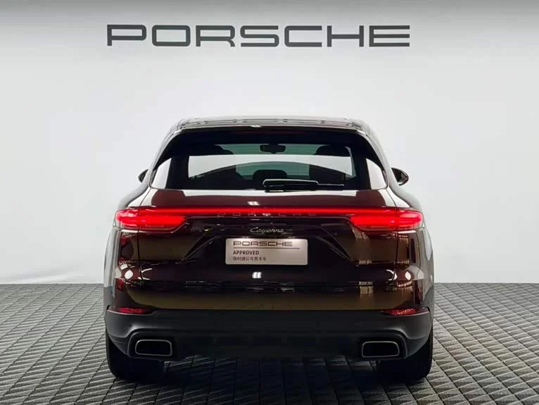 Porsche Cayenne — фото 5