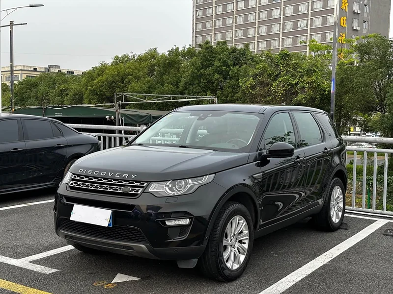 Land Rover Discovery — фото 1