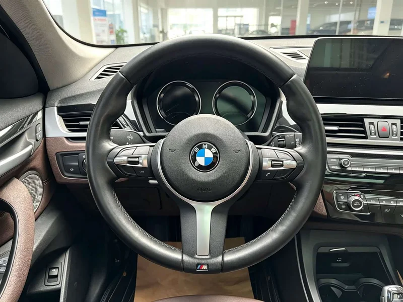 BMW X1 — фото 14